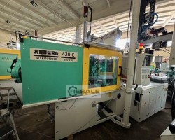 Maschine: ARBURG 420C 800-250 with dem Roboter Spritzgiessmaschinen