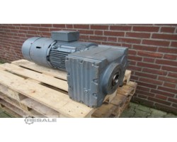 Maschine: SEW EURODRIVE FA87/G DV160L4/BM/HR/TF/EV1S 3 Getriebemotor 68 U/min 15 kW