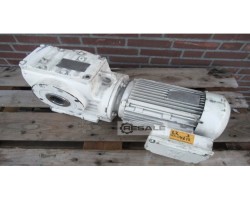 Maschine: SEW EURODRIVE SA77/A/112GD Zahnradmotor 22 U/min 3 kW