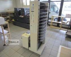 Maschine: DUPLO DC-1200 & DC-12ST ZUSAMMENTRAGTURM