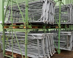 Maschine: REIMUTH Grau Stapelgestelle für Industriepaletten, verzinkt,