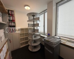 Maschine:   Aktenregale