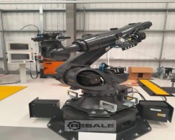 Maschine: KUKA KR 210 R2700-2 FLR Industrieroboter