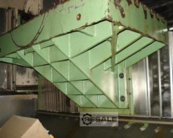 Maschine: MAHO 700C Fräsmaschinen