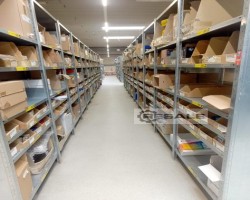 Maschine: META CLIP Regale Fachbodenregale  400mm Fachbodenregale