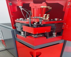 Maschine: GFI EDGEMASTER M 100 Ausklinkmaschinen