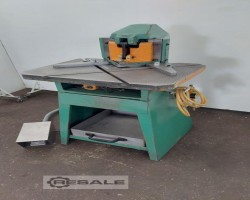 Maschine: INDUMASCH P 130 Ausklinkmaschinen