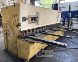 Maschine: BEYELER CP 4100x10 Blechscheren