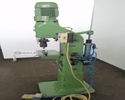 Maschine: STEINEL NR 6 Taumelnietmaschinen