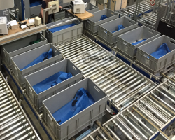 Maschine:  1,19m x 610 x 420mm Eurostapelbehälter