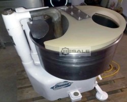 Maschine: DIOSNA S35 Plus Hubkneter für 35 kg Teig