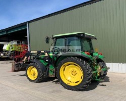 Maschine: JOHN DEERE 5820 + Klima Traktoren