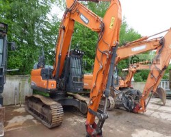 Maschine: DOOSAN CRAWLER EXCAVATOR DX 235 LC-5 Kettenbagger