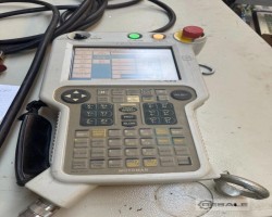 Maschine: YASKAWA MOTOMAN SP800N Steuerung NX100 Industrieroboter