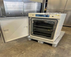 Maschine: THERMO SCIENTIFIC Forma Steri-Cycle Model 371 Inkubator
