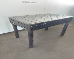 Maschine:  System 28 Aufspanntische