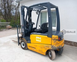 Maschine: JUNGHEINRICH EFG430 