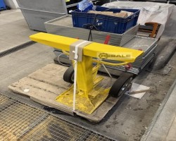 Maschine: DANCOP Teleskop-Verladestütze 