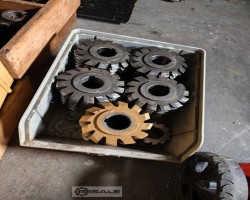 Maschine: TOS FO-6 Abwälzfräsmaschinen