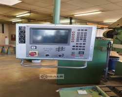 Maschine: VERNIER DB 420 CNC Fräsmaschinen