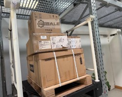 Maschine: LENOVO SR 650 V2 Posten Server (2 Stück)
