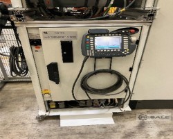 Maschine: KUKA KR 240-2 2000 Industrieroboter