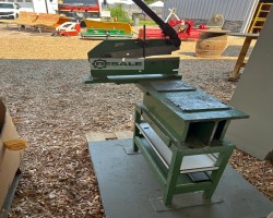 Maschine:   Blechscheren