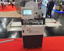 Maschine: APR SOLUTIONS Mini Athos halbautomatische Klebeband Aufspendemaschine