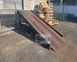 Maschine: U u Auffahrrampe