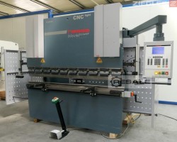 Maschine: HESSE E 2040 CNC Abkantpressen
