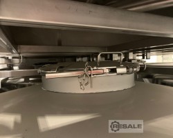 Maschine:   Stapelbarer vertikaler Tank