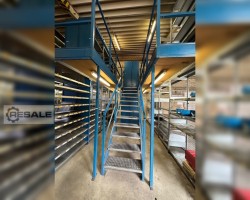 Maschine: META Fachboden Geschoss Fachbodenregale