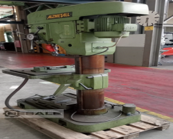 Maschine: ALZMETALL AB4/SV Säulenbohrmaschinen