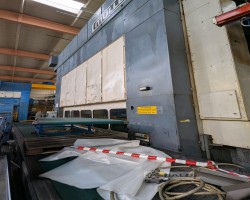 Maschine: MüLLER WEINGARTEN SZE 800 42/12.11 Grossteil-Stufenpressen (Karosseriepressen)