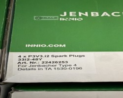 Maschine: JENBACHER P3V3.I2 - 22426253 Zündkerze Jenbacher