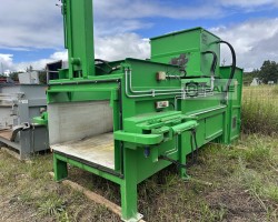 Maschine: LUDDEN AND MENNEKES STV1200 Containerpressen