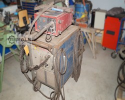 Maschine: MESSER GRIESHEIM / EWM VARIOMIG 600-2 EWM WEGA Drive4 MIG MAG Schutzgasschweissgeräte