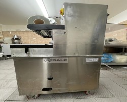 Maschine: HENKOVAC TPS Compact XL Schalenversiegelungsmaschinen