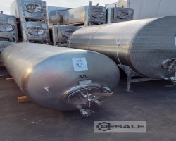 Maschine:  3.600 Liter Lagertank in V2A