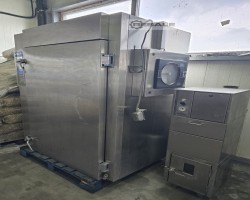 Maschine: KERRES  Rauchschränke