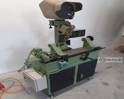 Maschine: NIKON VM-8A Profilprojektor