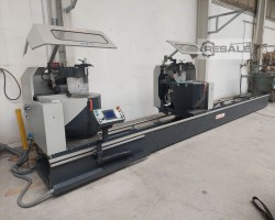 Maschine: ELUMATEC DG 244-02 E 355 Doppelgehrungssägen