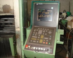 Maschine: MAHO 700C Werkzeugfräsmaschinen