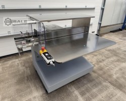 Maschine: PESTER PEWO-collect Gruppiertisch Packtische