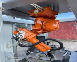 Maschine: TRANSNOVA-RUF / ABB Robot-Packer Tubenverpackungsmaschine