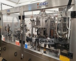 Maschine: CIMEC Tribloc DPS 9/8/1C Abfüllanlagen