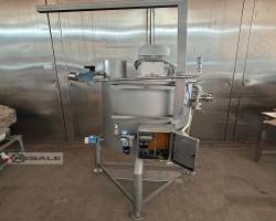 Maschine:  250Liter Edelstahlbehälter