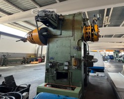 Maschine: ROVETTA FO-200 Exzenterstanzen