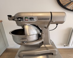Maschine: HOBART A200N Dough Mixer 20Ltr Planetenrührmaschinen