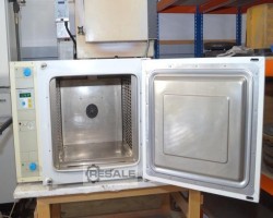 Maschine: HERAEUS (THERMO FISHER) UT 6060 - 300°C – 52 L Trockenöfen
